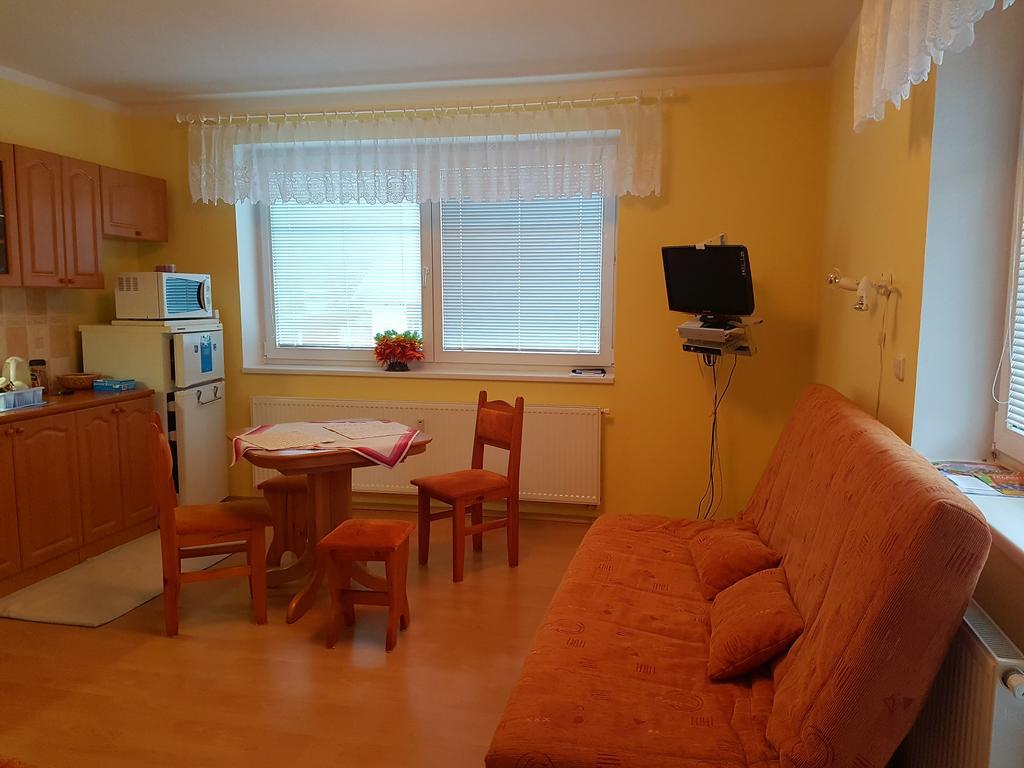 Apartman Karolina Харачов Екстериор снимка
