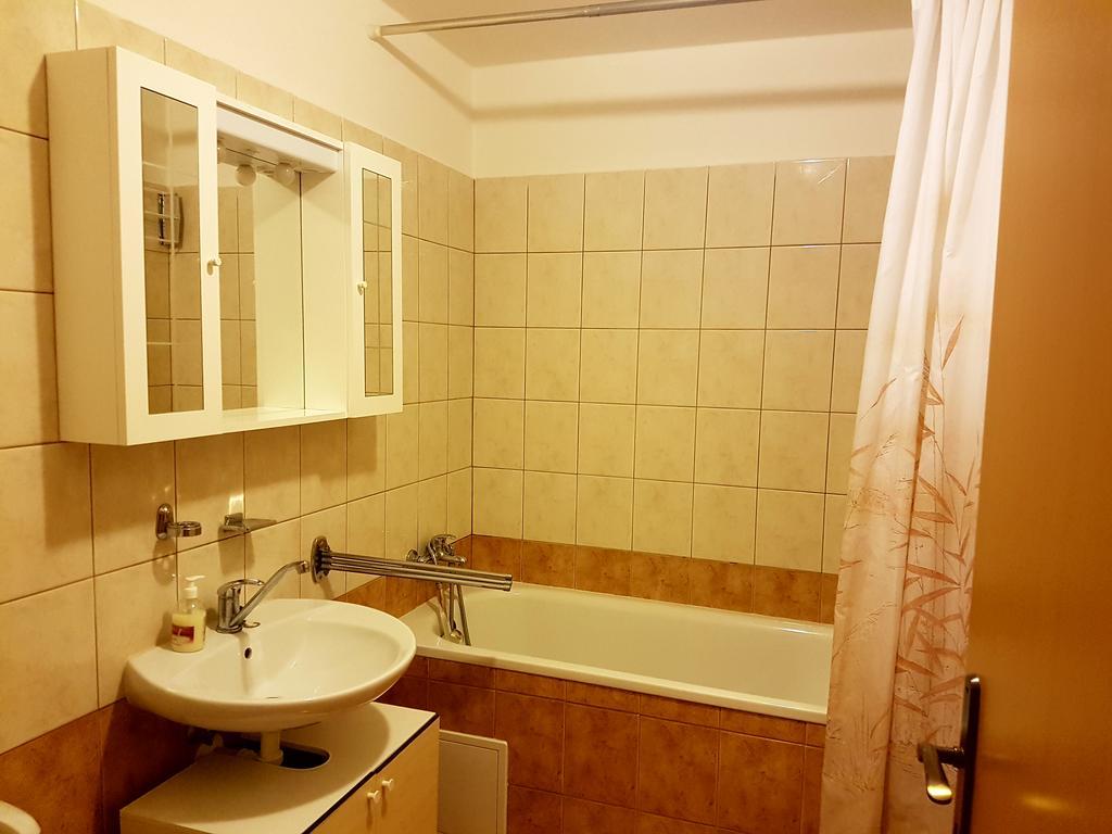 Apartman Karolina Харачов Екстериор снимка